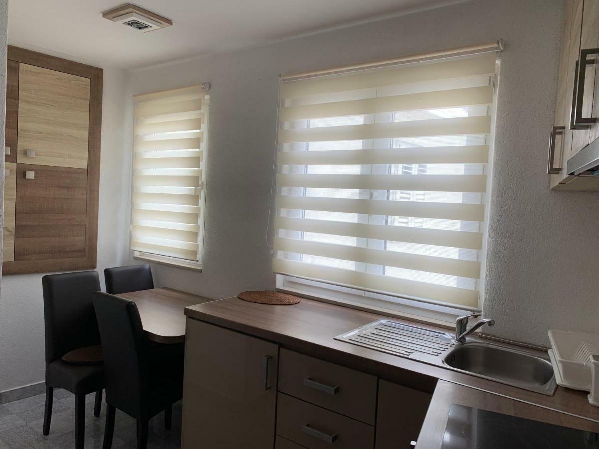 Oborska Ulica Centar Apartment บาชกาโวดา ภายนอก รูปภาพ