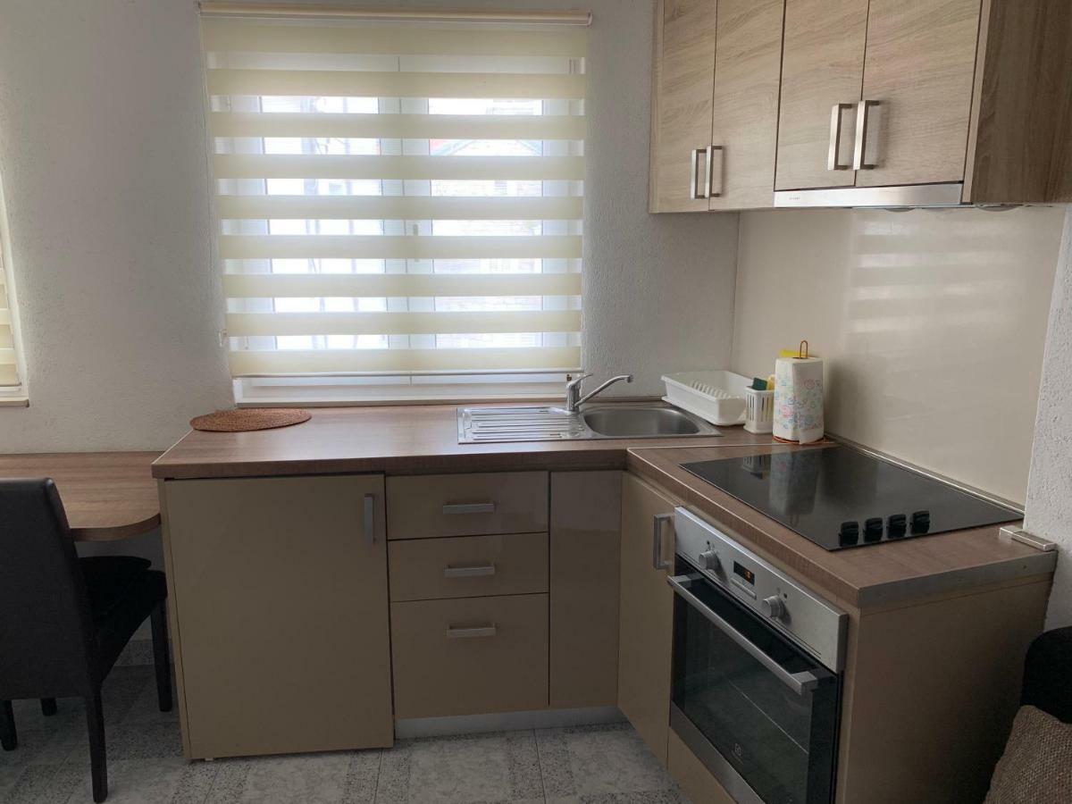 Oborska Ulica Centar Apartment บาชกาโวดา ภายนอก รูปภาพ