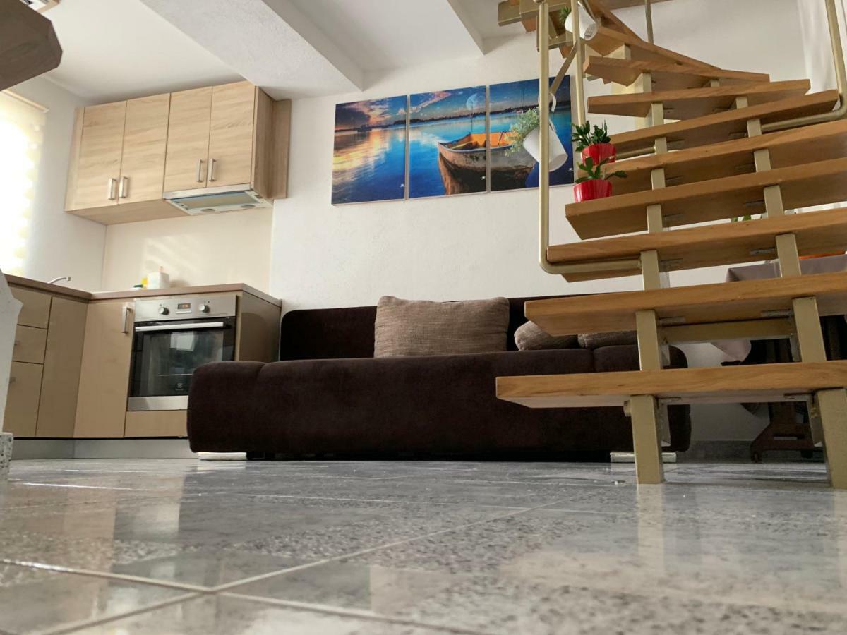 Oborska Ulica Centar Apartment บาชกาโวดา ภายนอก รูปภาพ